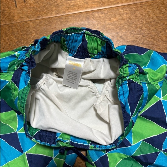 Gymboree swim trunks boys size 5 - Picture 2 of 3